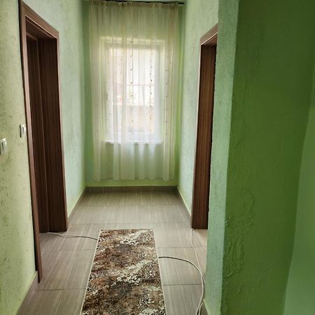 סנדנסקי Apartment Lachevi מראה חיצוני תמונה